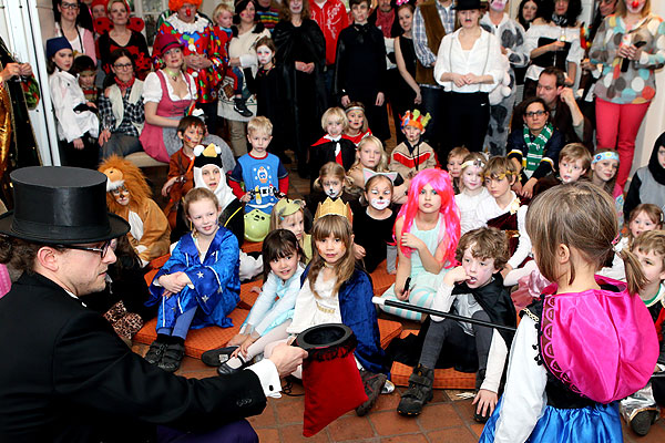 Zauberer Kinder Kindergeburtstag